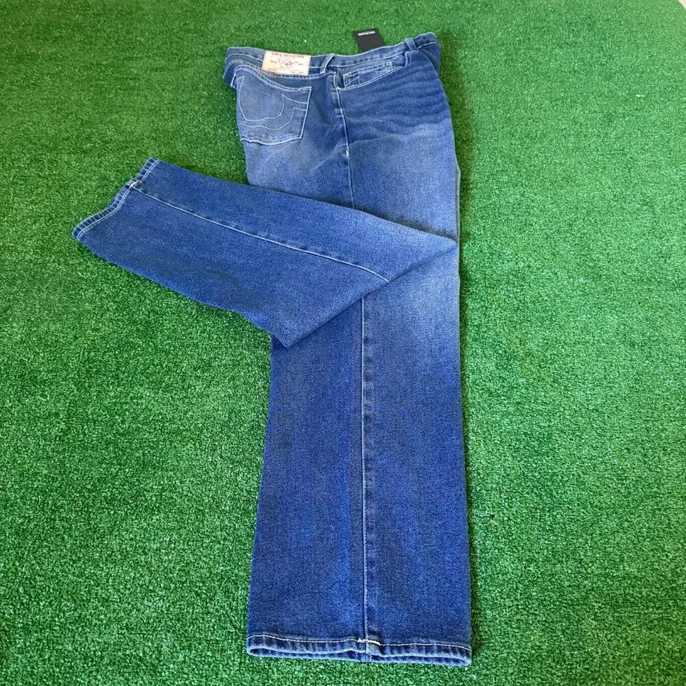True Religion BOBBY Relaxed Baggy Medium Rustic Barn Wash Jeans Size 36x32 NWT